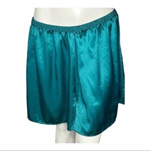 Solange Satin Feel Pajama Shorts Sz 26/28